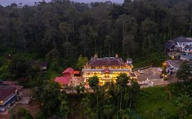 The Hosteller Coorg, Suntikoppa